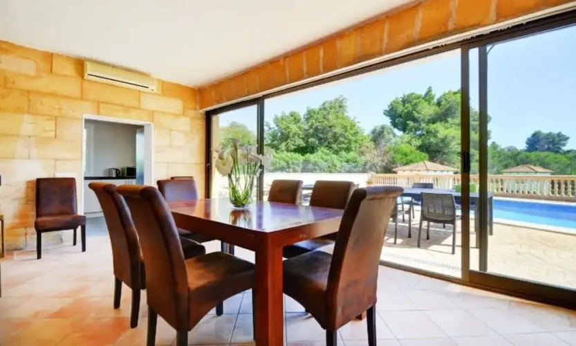 104567 - Villa in Llucmajor