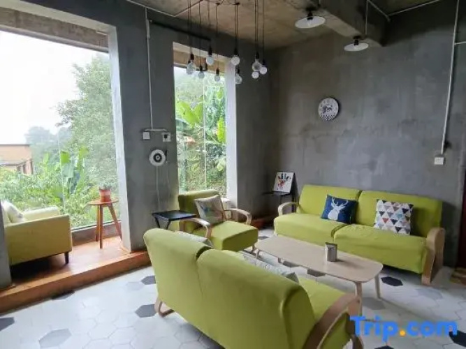 Jiafang Yizhan Hotel
