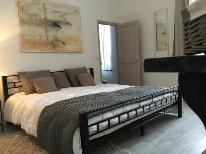 1 Bedroom Apartment with view