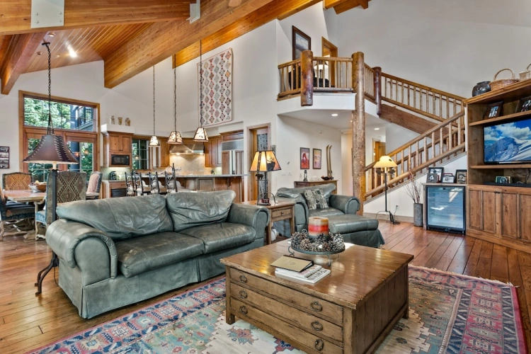 6 Bedrooms Cottage