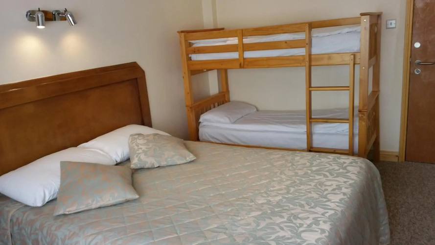 Gatwick Cambridge Hotel