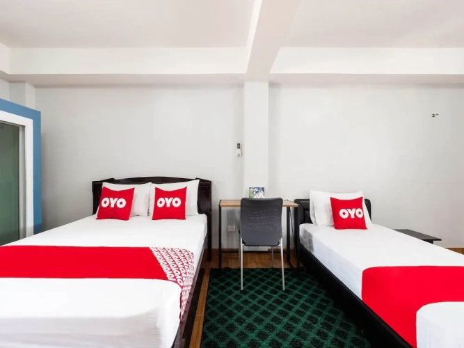 Standard Triple room