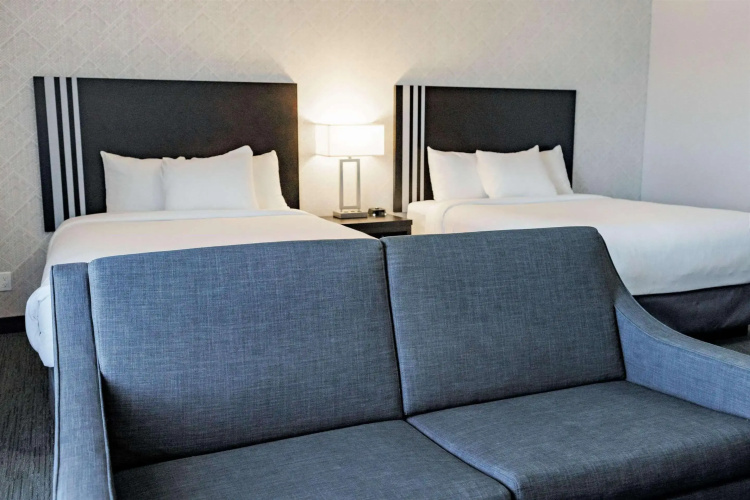 Park Inn by Radisson Edmonton Airport