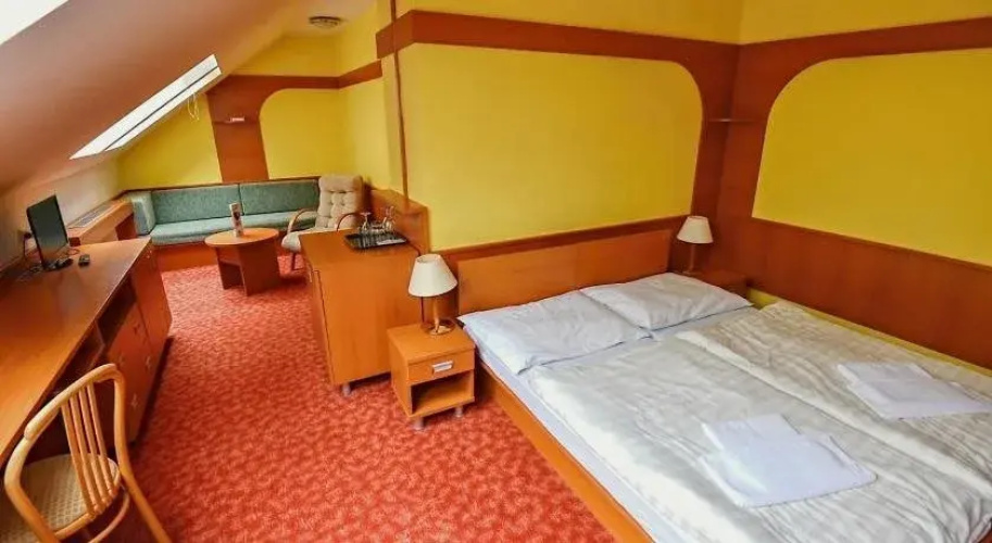 Yura Hotel Celadna