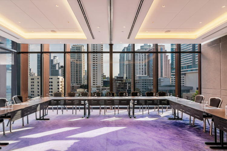 Carlton Hotel Bangkok Sukhumvit Over view