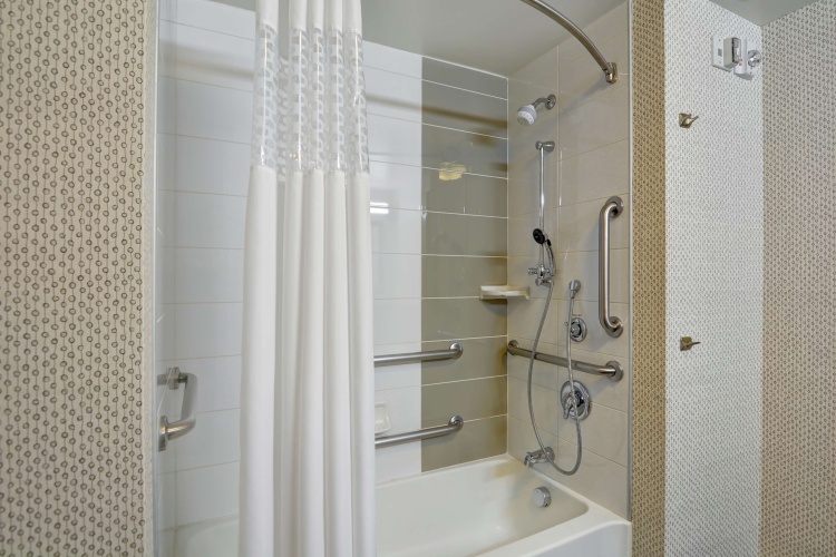 Hampton Inn & Suites Raleigh/Crabtree Valley photo 9