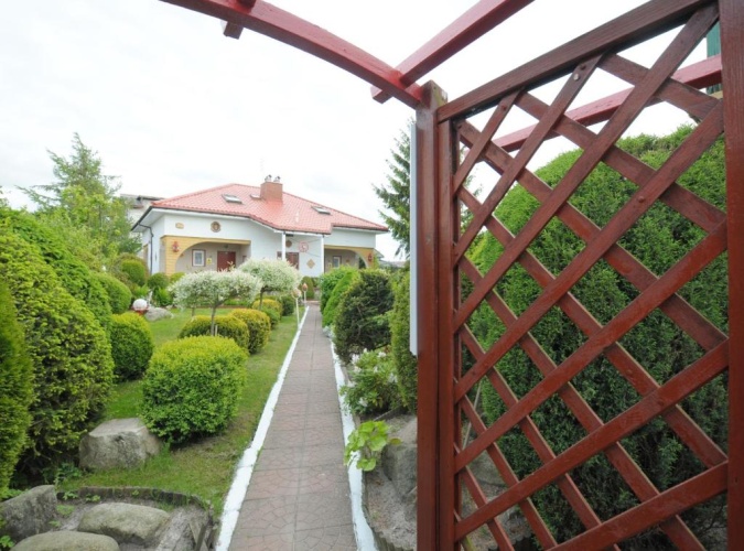 2 Bedrooms Cottage