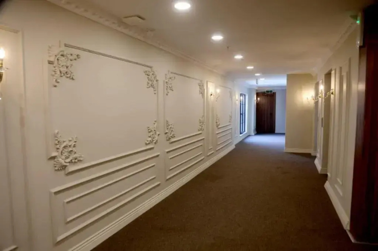 The Skylind Otel