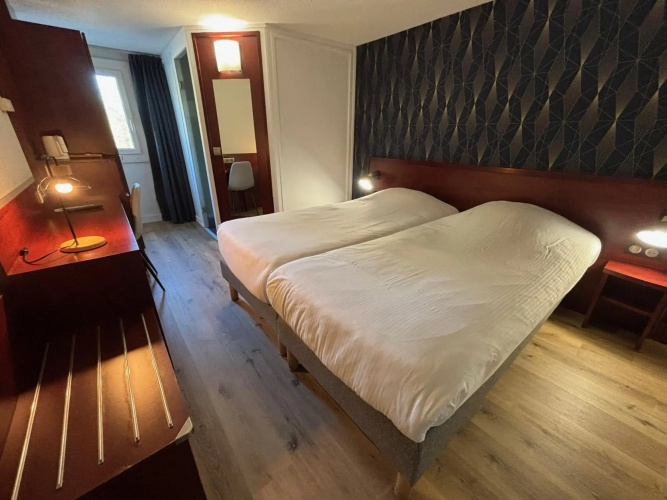 Kyriad Bordeaux- Lormont