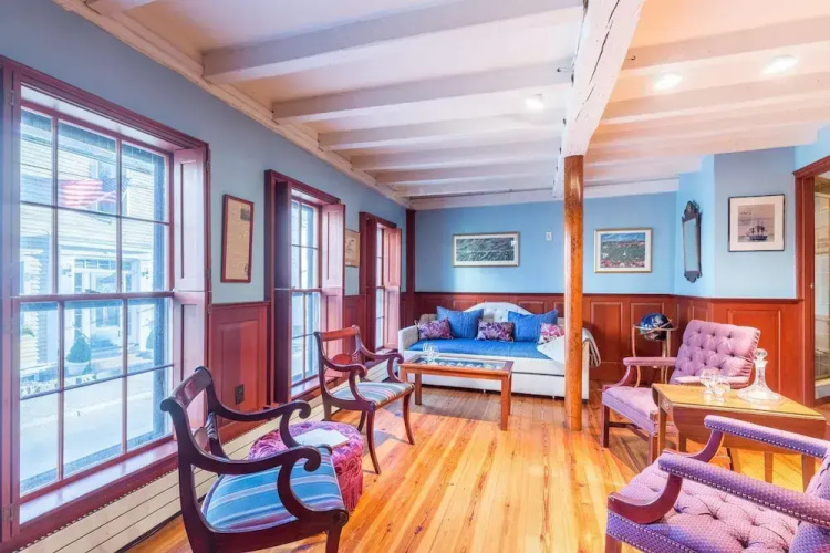 Rockmere Inn