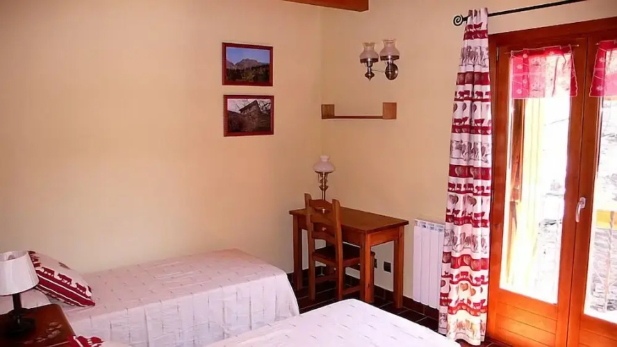 Aparthotel Spa Areu
