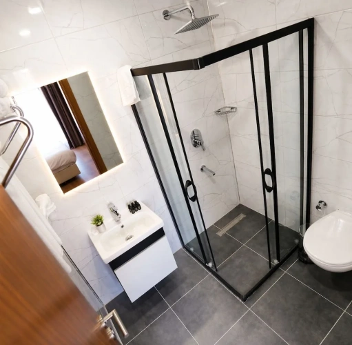 Economy Triple room
