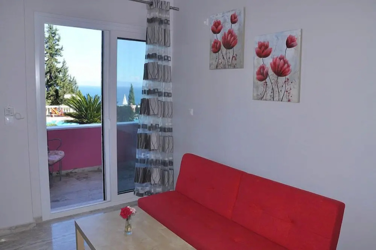 Niki Apartments