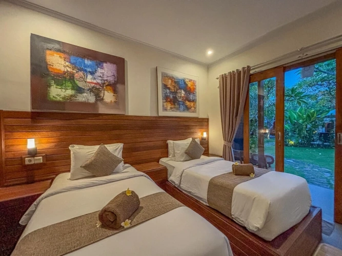 Standard Twin room