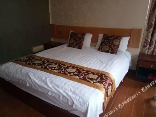 Yuhuai Hostel