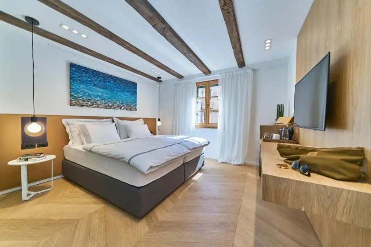 Deluxe Double room