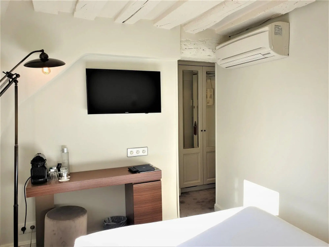 Hotel Verneuil