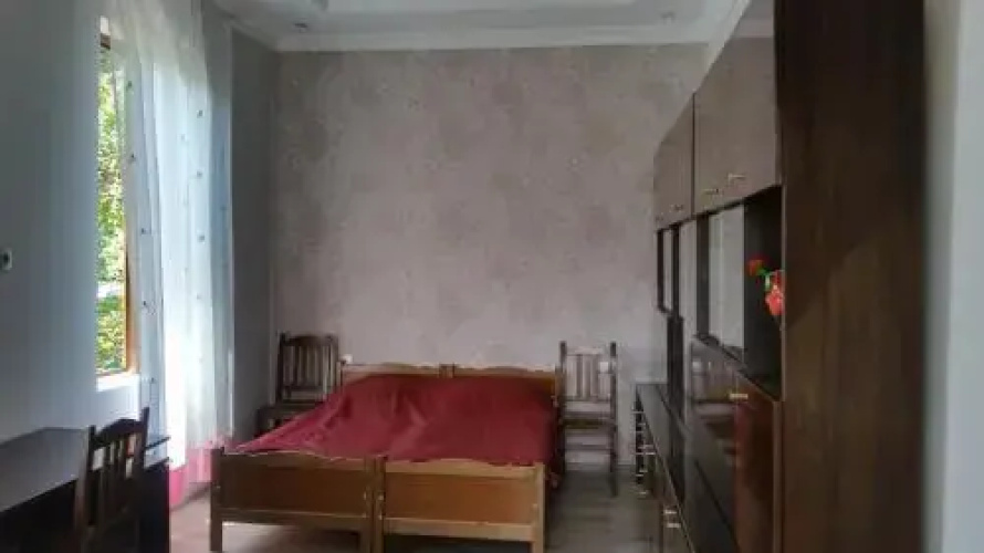 Guest House 32