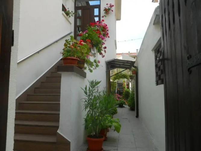 3 Bedrooms Apartment