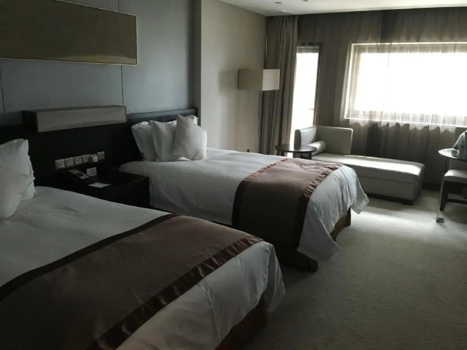 Howard Johnson IFC Plaza Ningbo