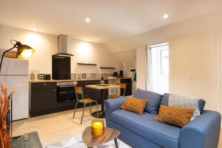 1 Bedroom Apartment