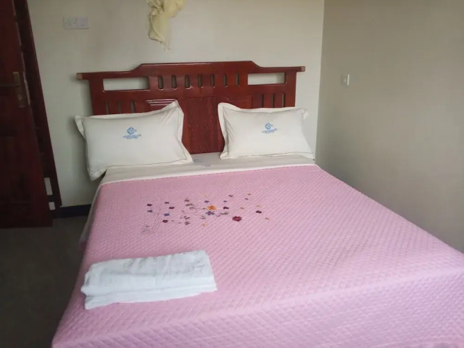 Nkole Deluxe Suites