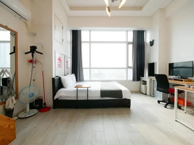Travel House