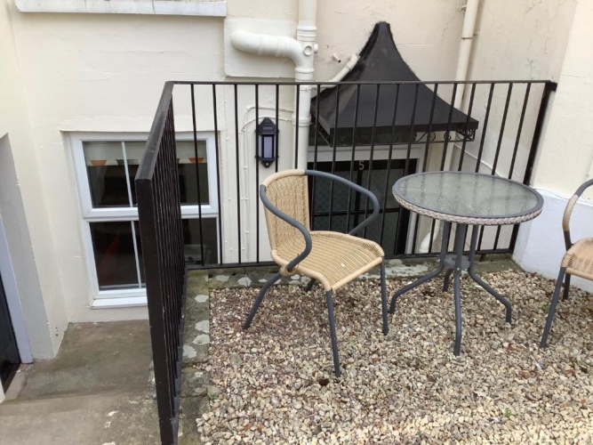 2 Bedrooms Double Apartment