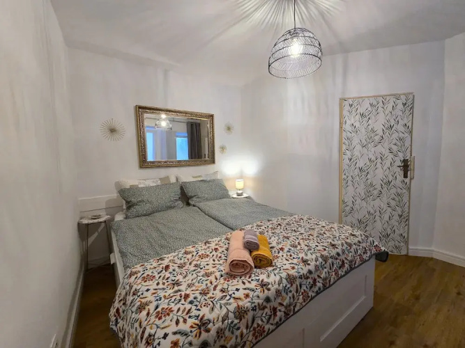 Two-Bedroom Apartment SEVEN