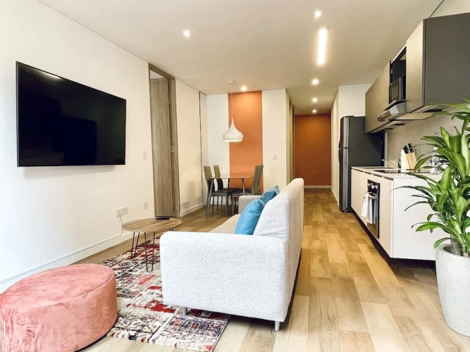 2 Bedrooms Apartment