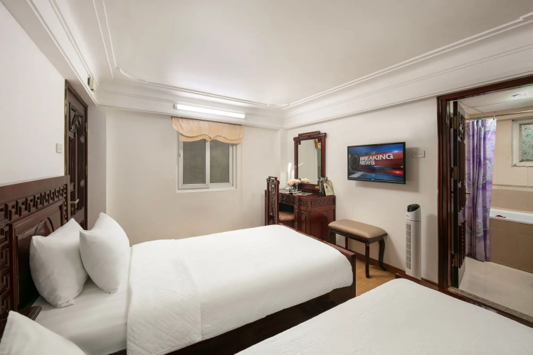 Little Hanoi Hotel