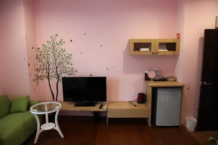 Economy Twin room