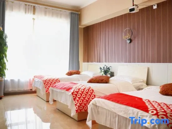 Deluxe Triple room