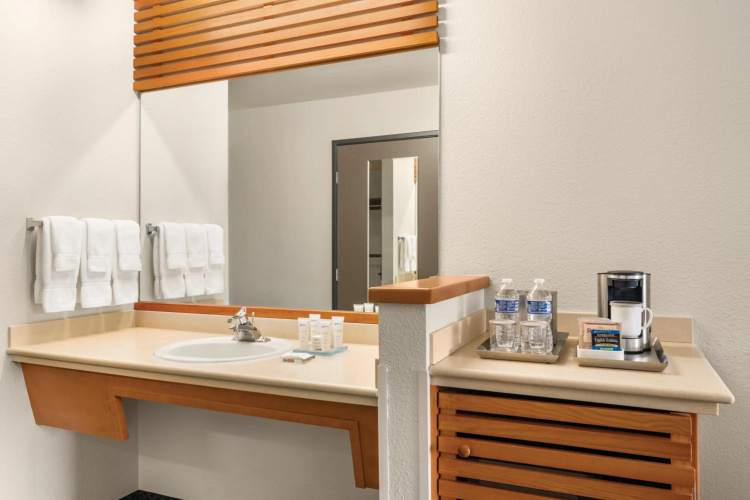 Radisson Hotel Portland Airport photo 8