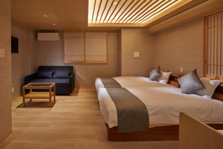 Deluxe Suite