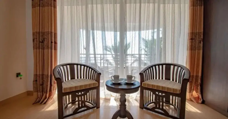 Manara Beach Resort