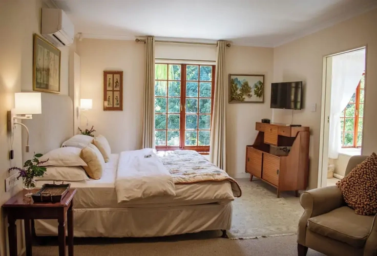 Luxury Double room with balcony and with mountain view