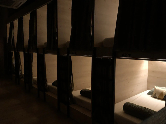 Dé Cafe & Rest House - Hostel