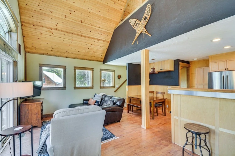 2 Bedrooms Cottage