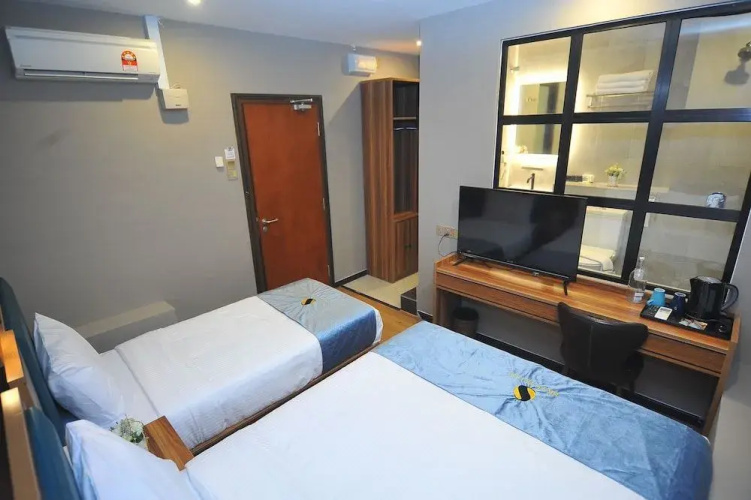 Skye Hotel