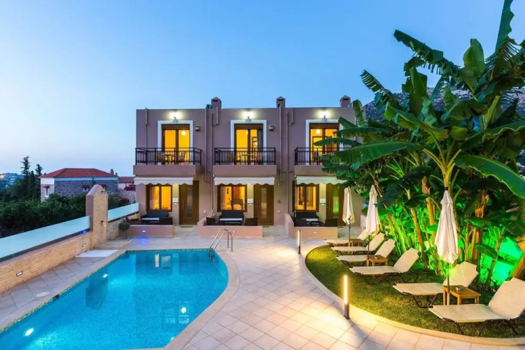This Split Level Villa Perfect Place to Stay Wail in Rethymnon, Crete