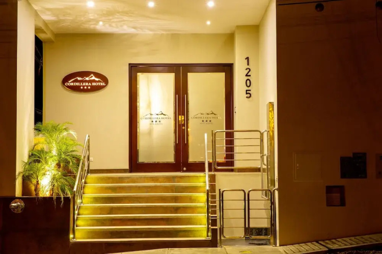 Cordillera Hotel