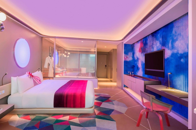Standard Double room with city view