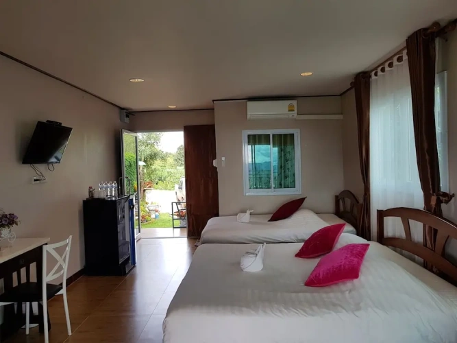 Deluxe Double room with balcony and with mountain view