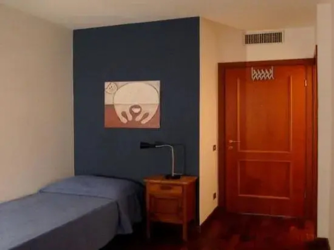 Art Atelier Flat