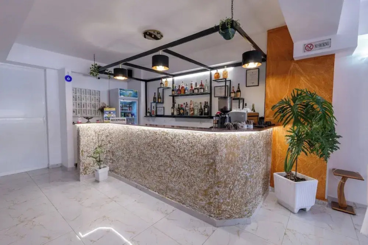 Elite Hotel
