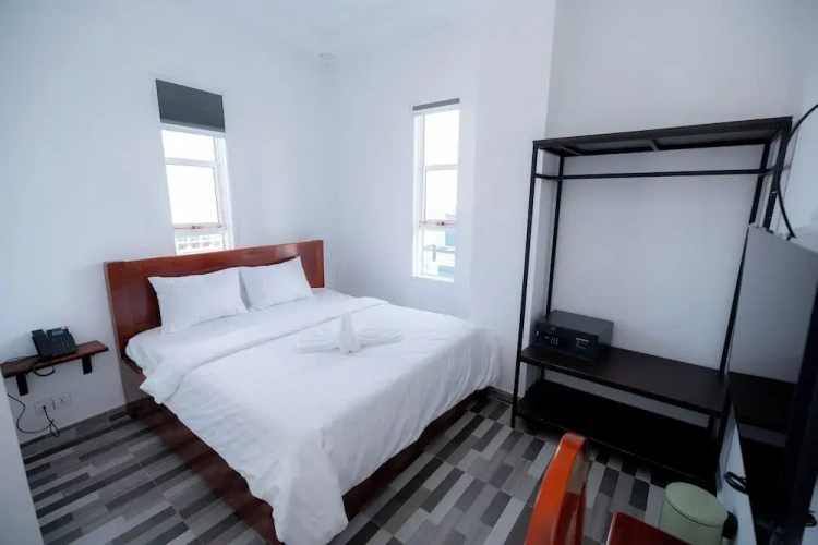 Suite with balcony