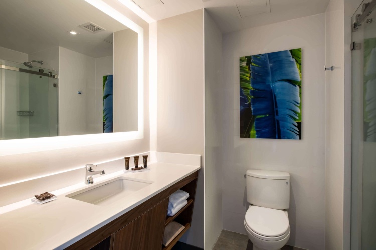 Wingate by Wyndham Long Island City photo 10