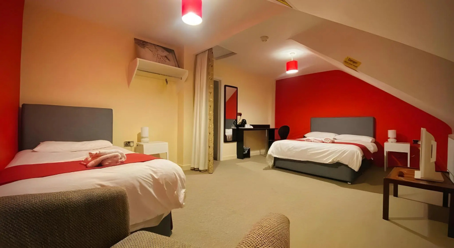 Station Hotel photo 6