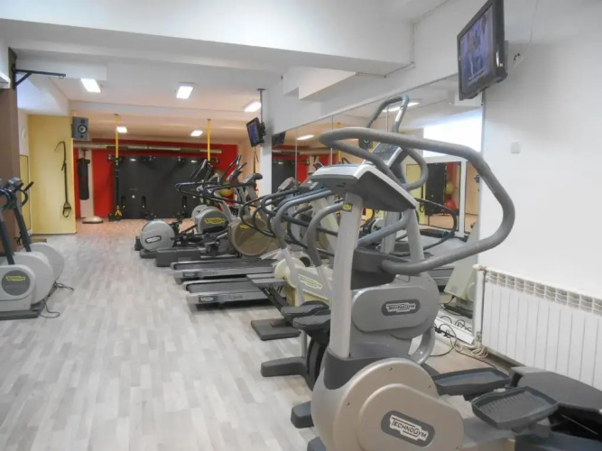 Top Apartment